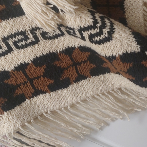 100% Wool overhead shawl Rebozo cape Mexico... Boho One Sz. Fits most - Picture 5 of 14